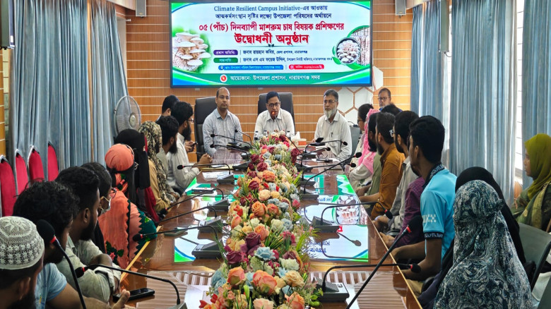 আত্মকর্মসংস্থানে মাশরুম চাষকে ঘিরে নারায়ণগঞ্জে নতুন উদ্যোগ